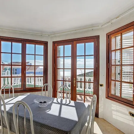 Semesterbostad Celia