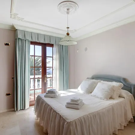 Semesterbostad Celia *